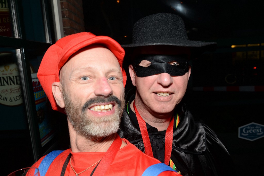 ../Images/Held op sokken feest 160.jpg